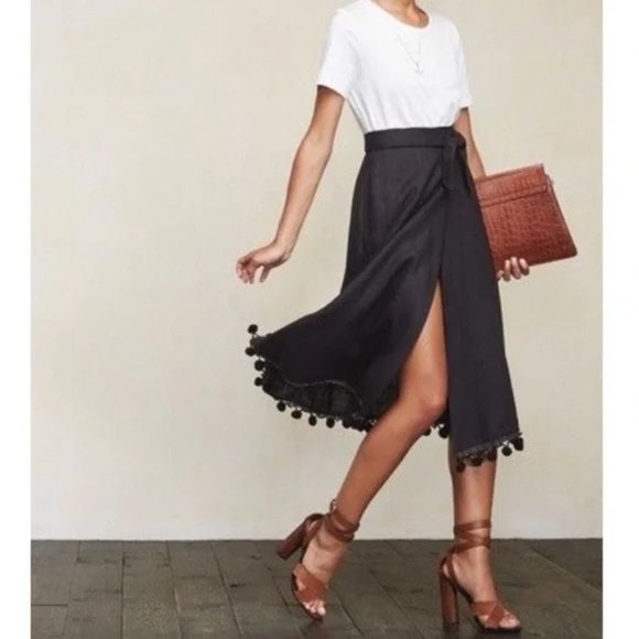 Zara Midi Skirt with Pom Poms - Picture 9 of 9